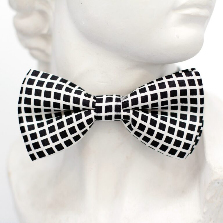 Fashion and Music Festivals: Style Highlights from Coachella to Glastonbury