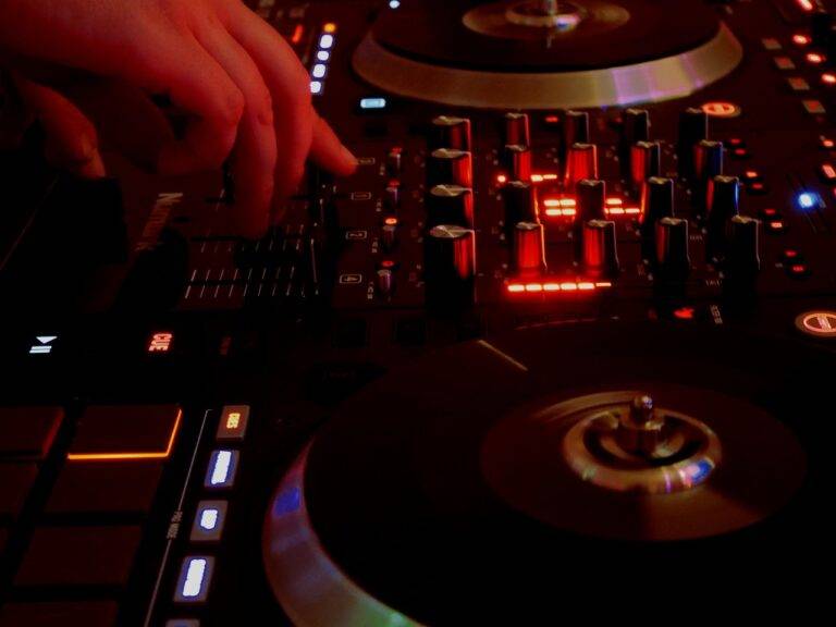 The Future of AI-Generated Screenplays: Challenges and Creative Possibilities